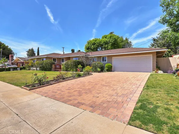 18651 Saugus Ave, Santa Ana, CA 92705