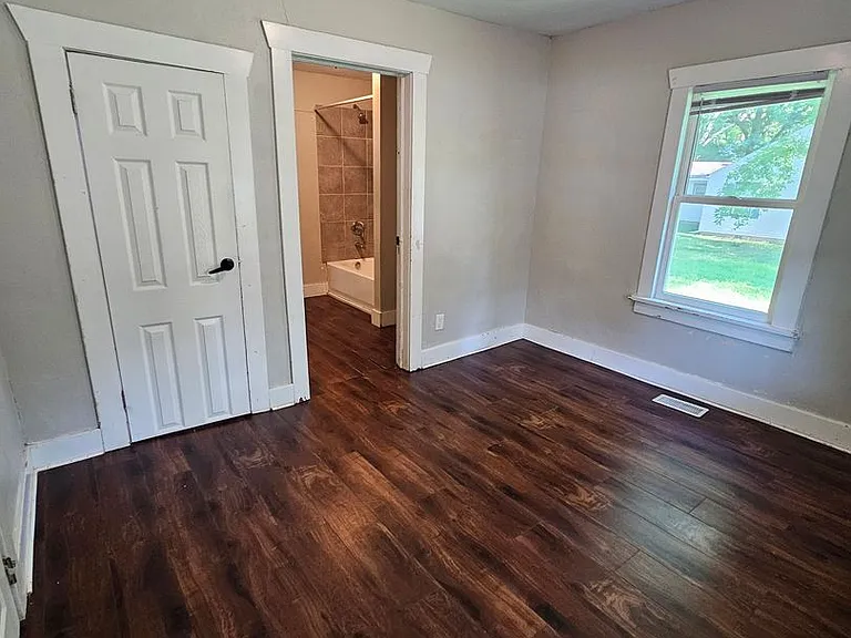 2503 N Delaware Ave — Photo 26