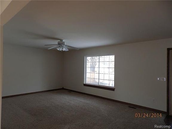 4th image of 6555 Cloverton Dr
