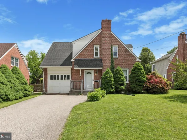 90 N College Ave, Flourtown, PA 19031