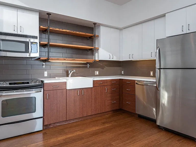 Central Eastside Lofts | Eastmoreland Kitchen