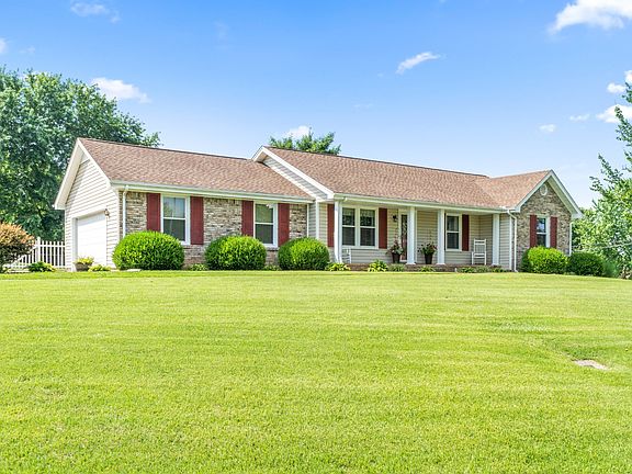3rd image of 1781 Heritage Dr