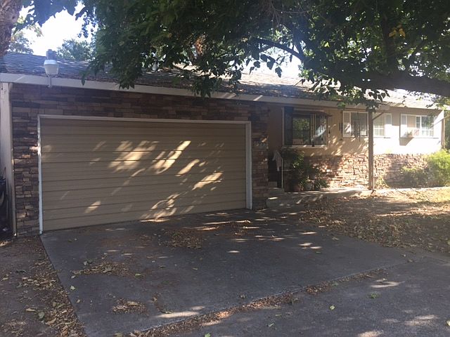 1st image of 7925 Twin Oaks Ave