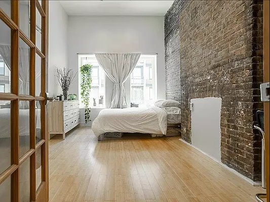 Rented by Corcoran | media 10