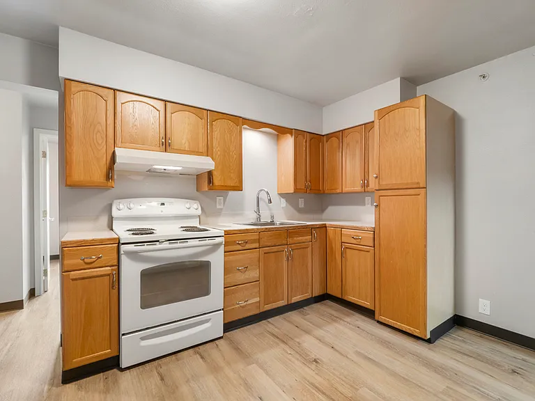 Garfield Street Apartments — Photo 8