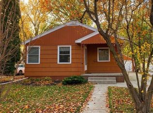 515 9th St NW, Willmar, MN 56201