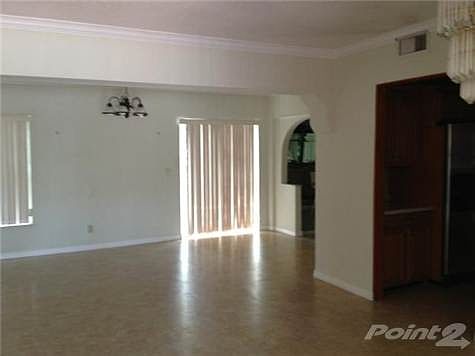 2nd image of 520 NE 133rd St