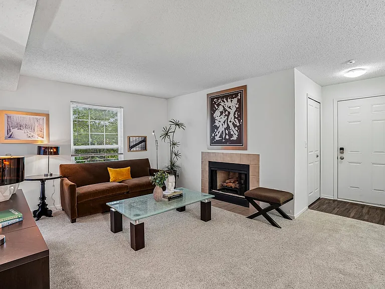 Citation Club Apartments — Photo 37