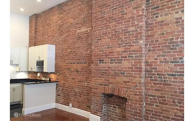 Rented by Douglas Elliman | media 28