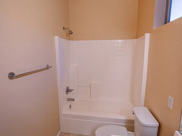 18462 W Western Star Blvd — Photo 21