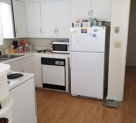 2nd image of 312 E Howard St