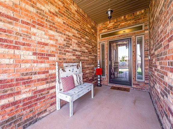 3rd image of 411 Mel Ott Ln
