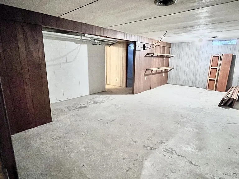 501 N 12th Ave — Photo 13