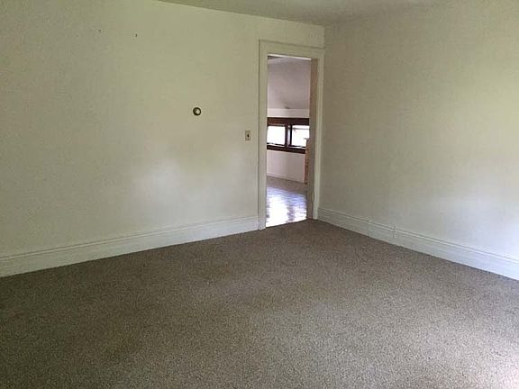 5th image of 2112 Liberty St APT 2