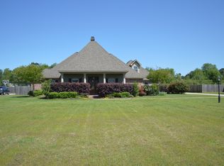 1006 N Pointe Pl, Benton, LA 71006