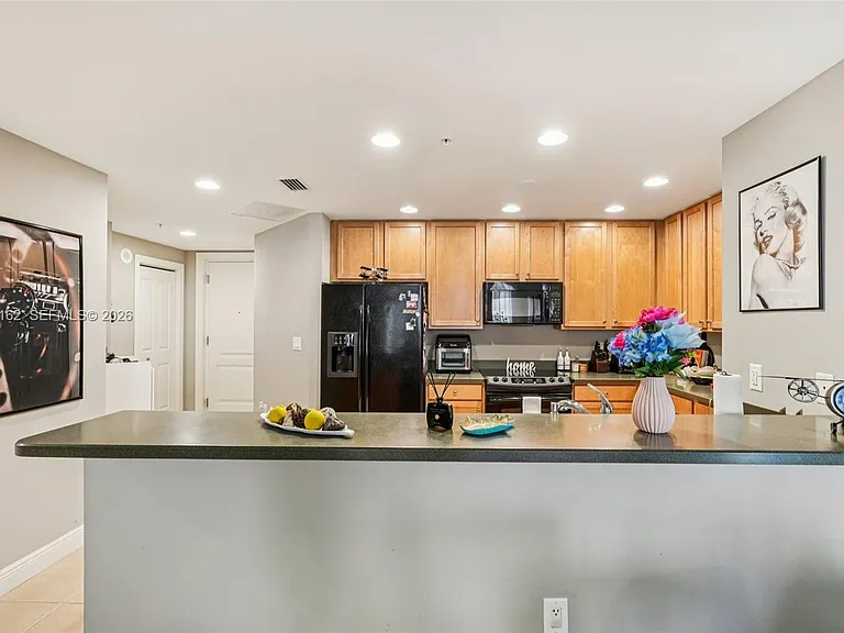 5781 Cape Harbour Dr #903 — Photo 10