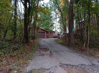 10655 S Beardslee Rd, Perry, MI 48872