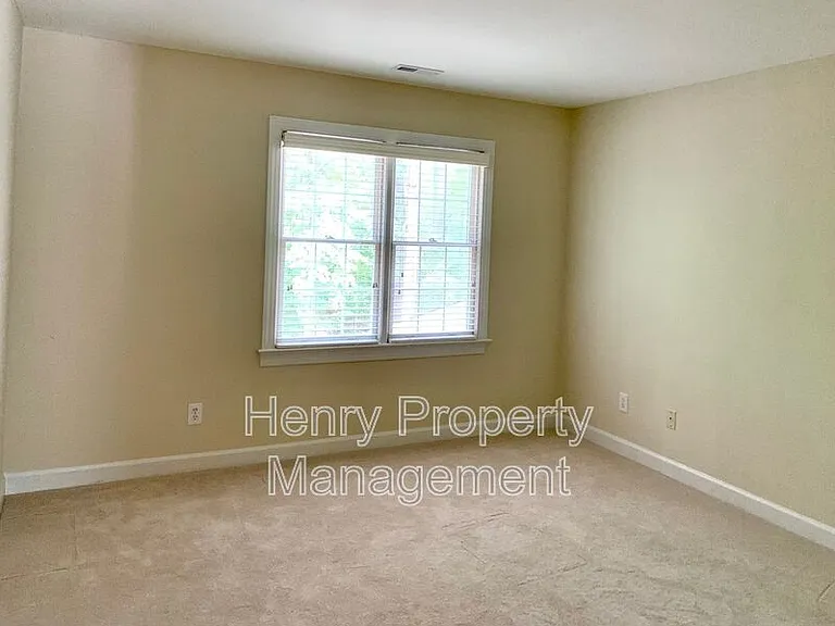 212 Lewey Brook Dr — Photo 20