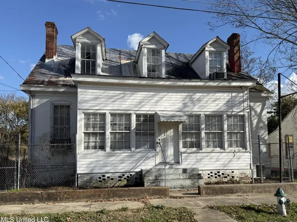 17 Old Devereaux St, Natchez, MS 39120