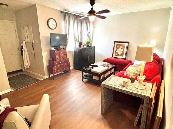 4th image of 4507 Carter Creek Pkwy APT 4