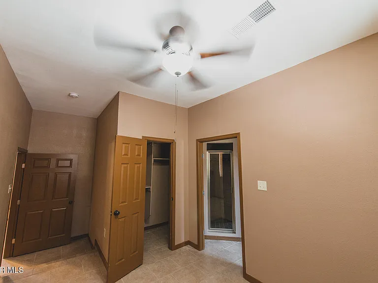 326 Coates Dr #B — Photo 19