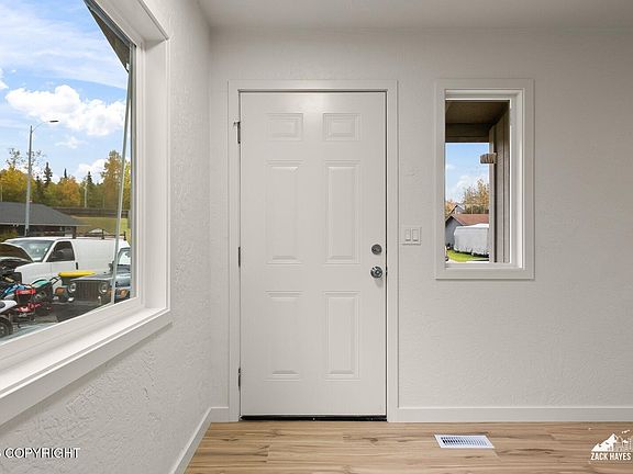 5th image of 7640 Pleasure View Cir