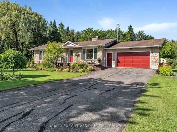 3896 Schnupp Rd W, Clarence Rockland, ON K0A 1E0