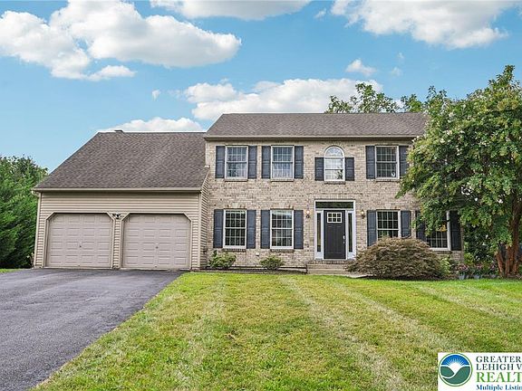 2nd image of 193 Wyndham Dr