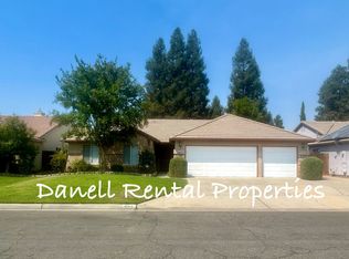 9213 N Winery Ave, Fresno, CA 93720
