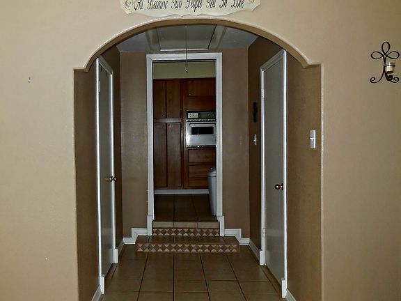 Walkway to Kitchen