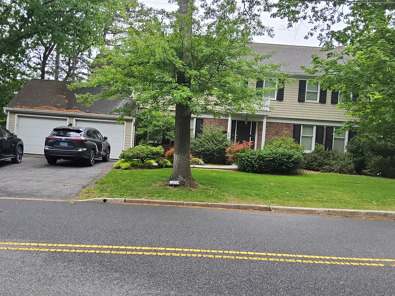 730 Floyd St — Photo 43