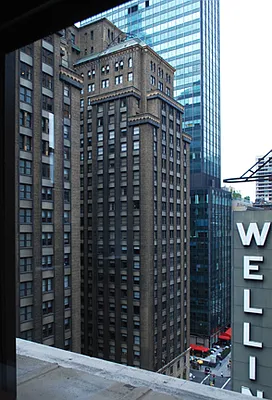 Rented by WAM Partners - William Moses Co. | media 104