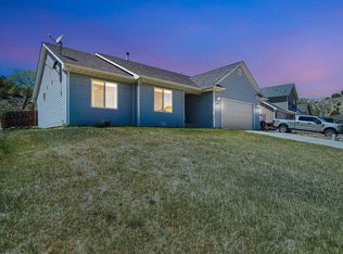 2567 Fairview Heights Ct, Rifle, CO 81650