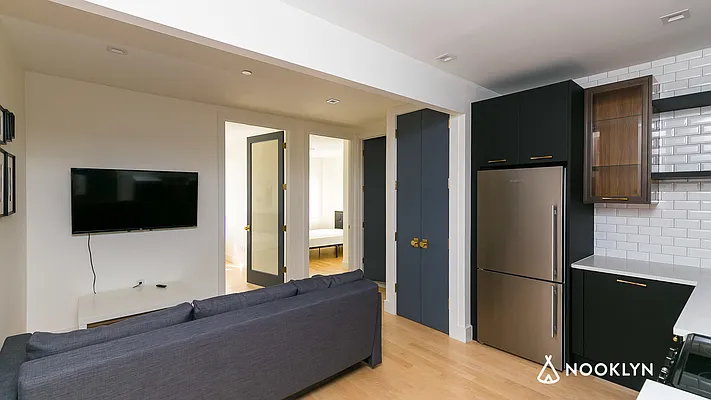 Rented by Nooklyn NYC LLC | media 37
