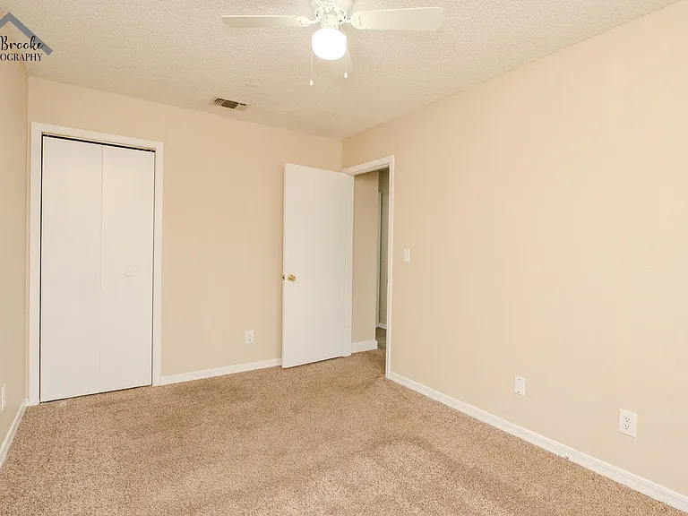 1215 N Pacific Ave — Photo 23