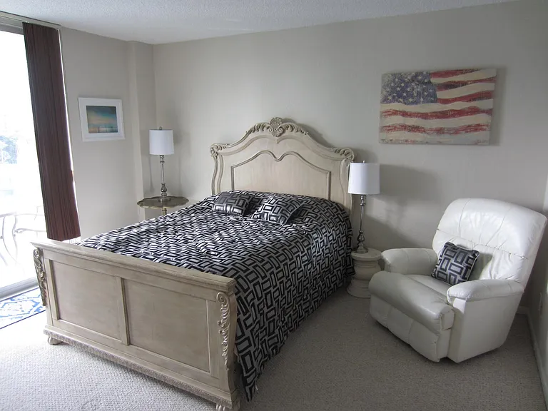 19390 Collins Ave #615 — Photo 12