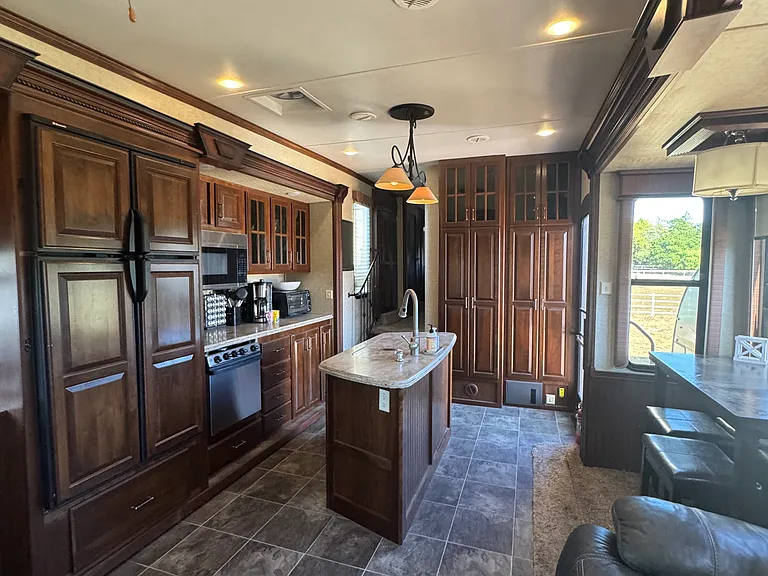 1195 Moss Rd — Photo 28