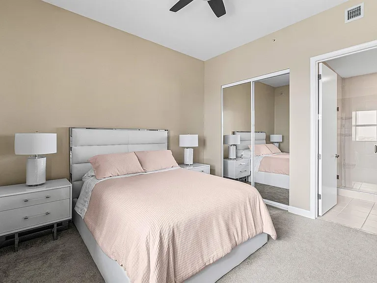 2650 Lake Shore Dr #2403 — Photo 20
