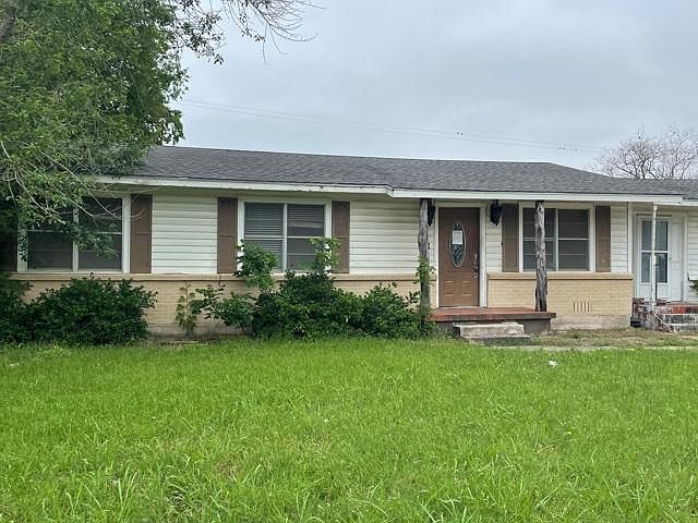 1st image of 538 N Stefka Dr