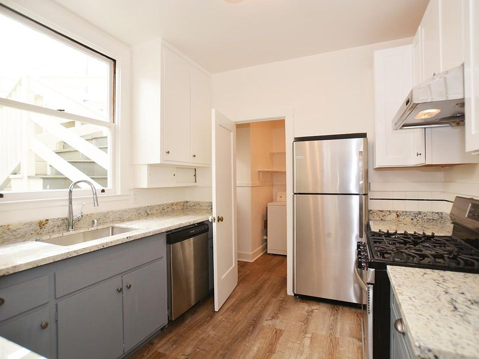 1st image of 842 26th Ave