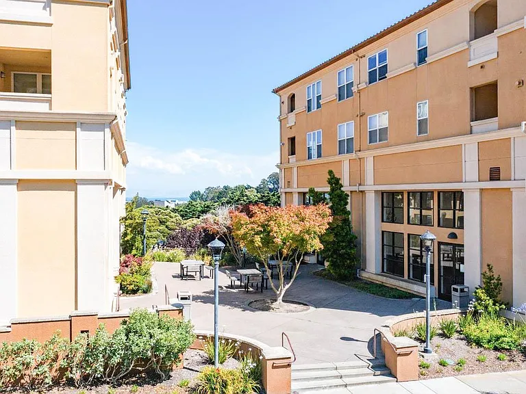 2250 Gellert Blvd #2307 — Photo 37