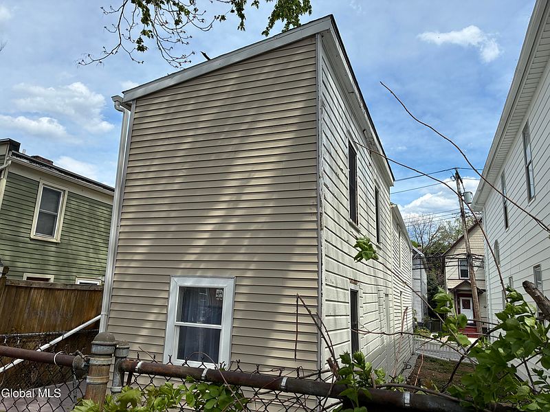 5th image of 9 N College Street