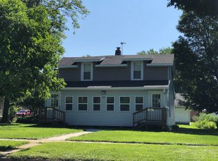 611 Center St, Lake Geneva, WI 53147