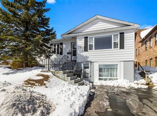 90 Elizabeth Avenue, St. John's, NL A1A1W7