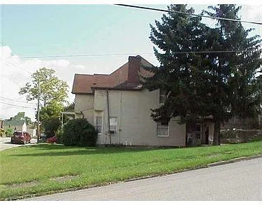 626 Lincoln St photo 1