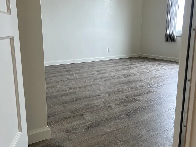 271 Ralston St — Photo 6