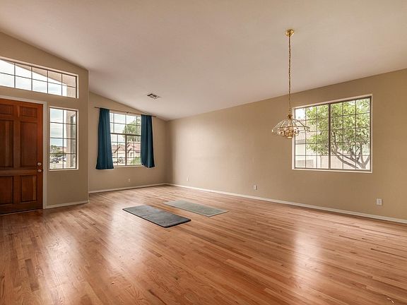 5th image of 8586 N Sayante Way