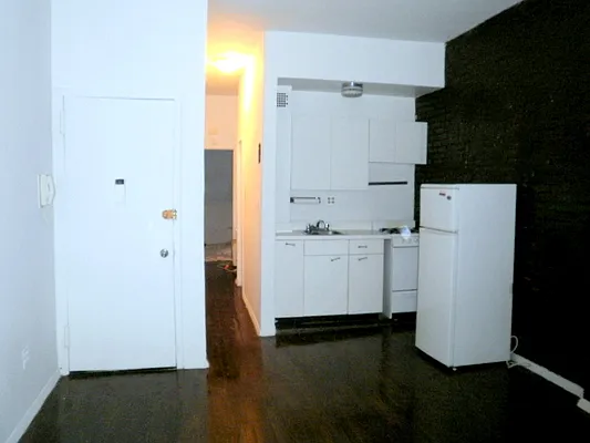 Rented by Winick Realty Group LLC | media 36