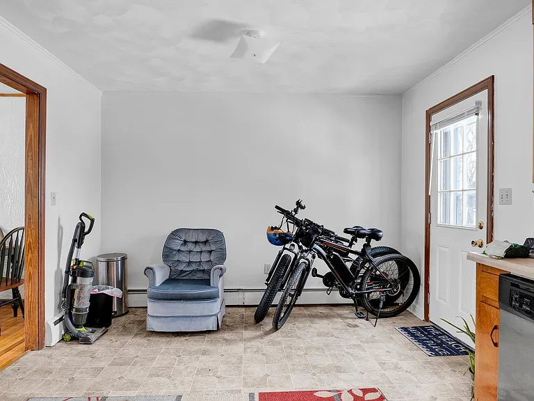 408 Harding Ave #416 — Photo 8
