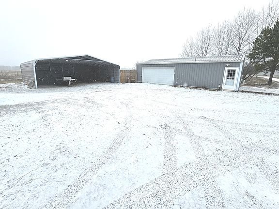 3rd image of 8750 N Brehm Ln